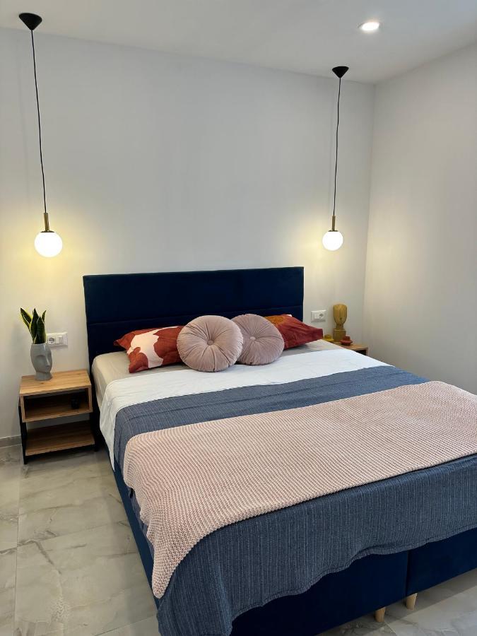 Olive View Apartment Brela Eksteriør billede